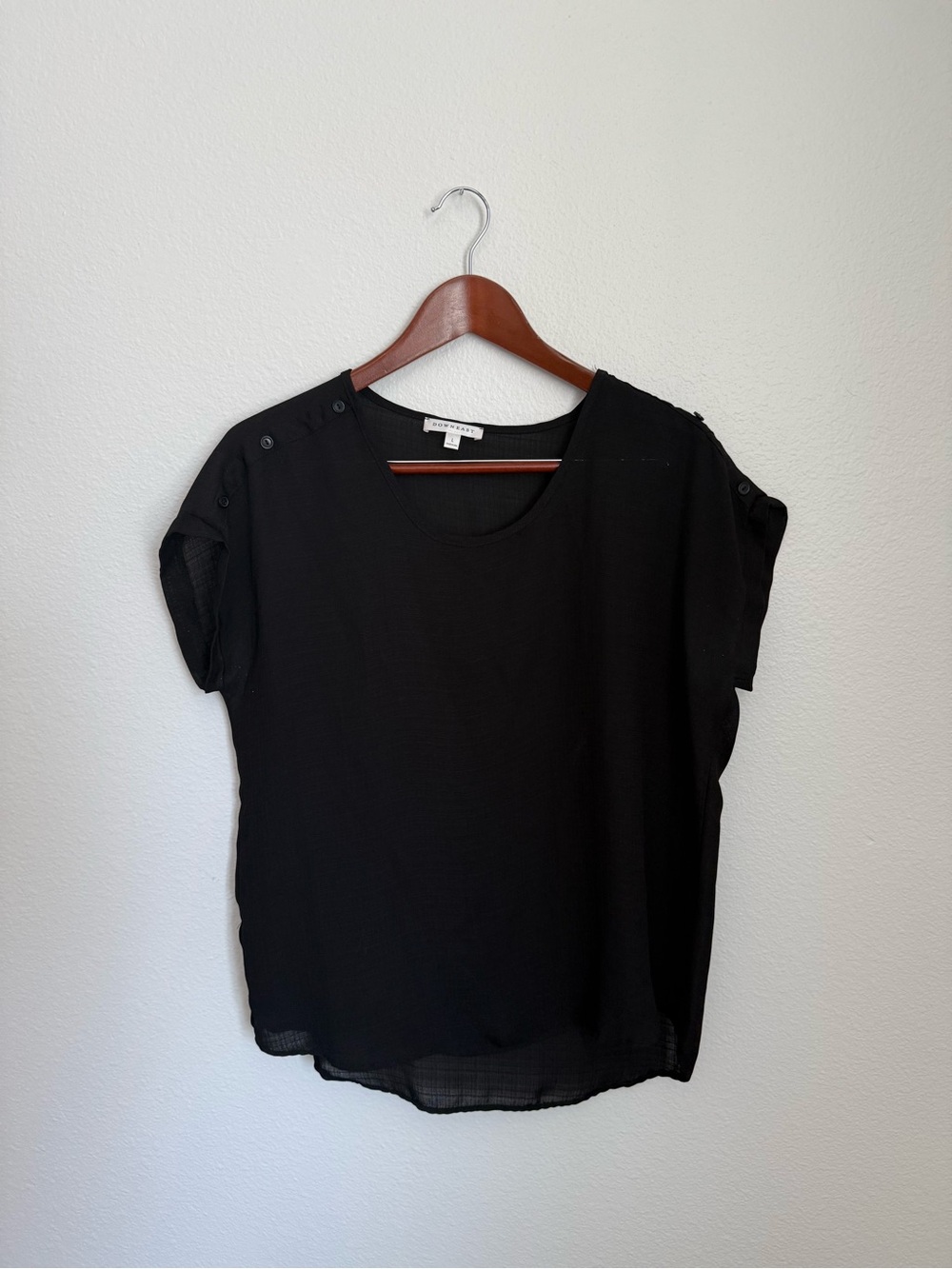 DownEast Black Short Sleeve Blouse